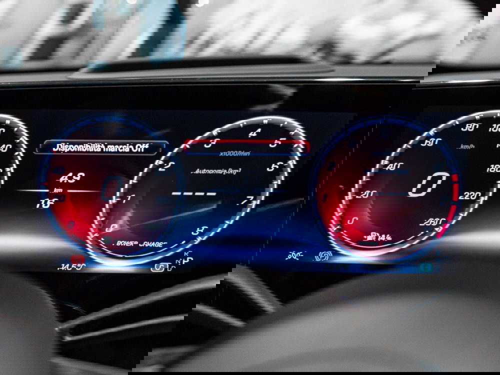 Mercedes-Benz CLA EQ nuova a Ancona (15)