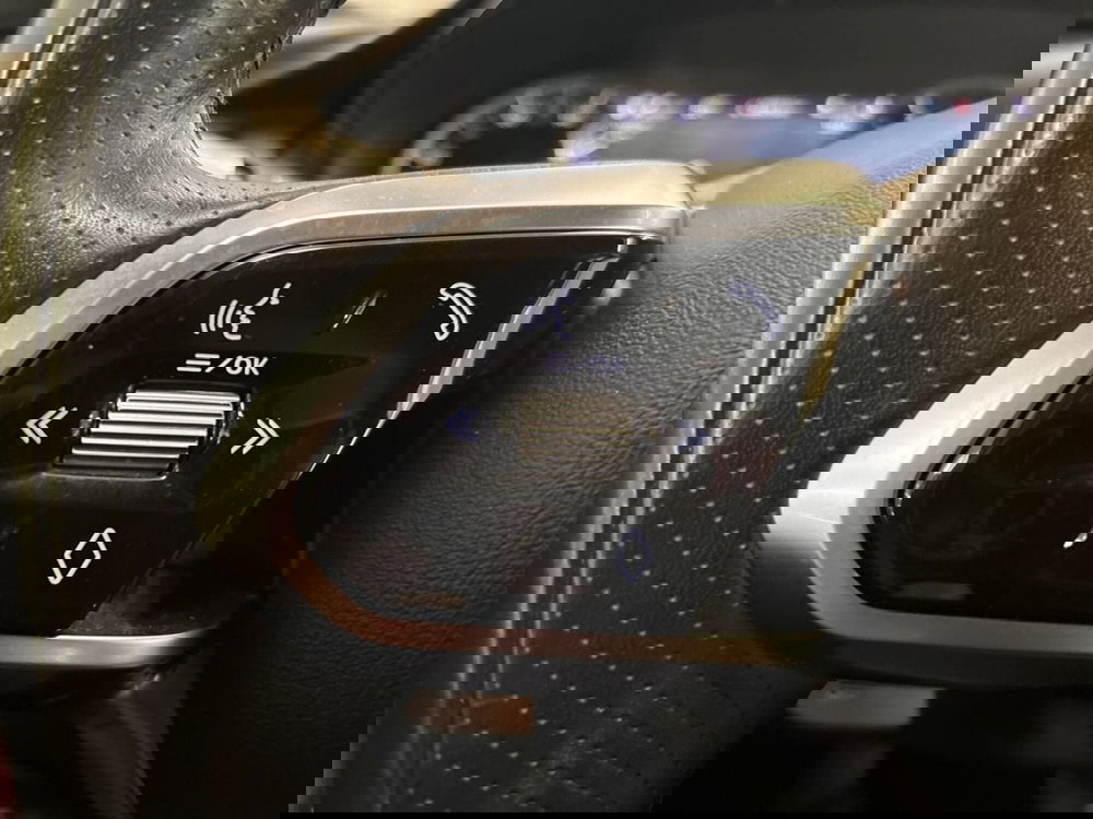 Jaguar E-Pace usata a Torino (17)