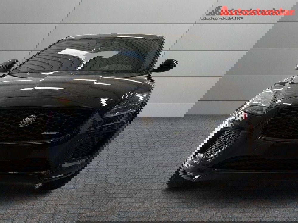 Jaguar E-Pace usata a Torino (2)