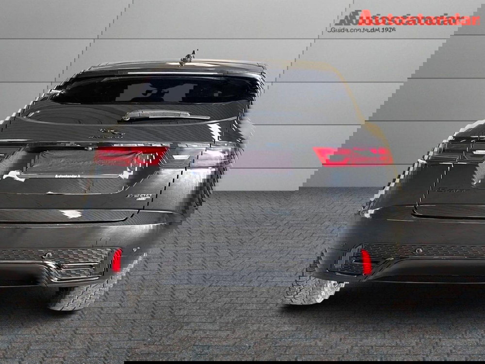 Jaguar E-Pace usata a Torino (5)