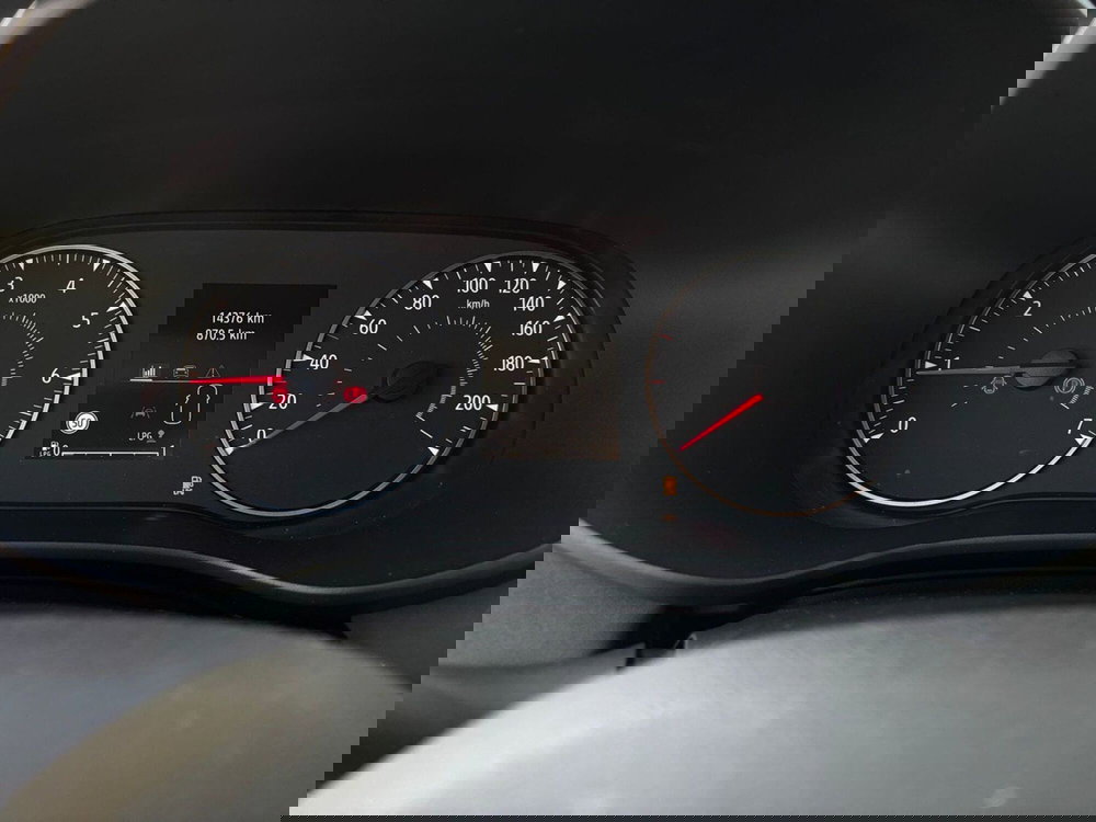 Dacia Duster usata a Vercelli (5)