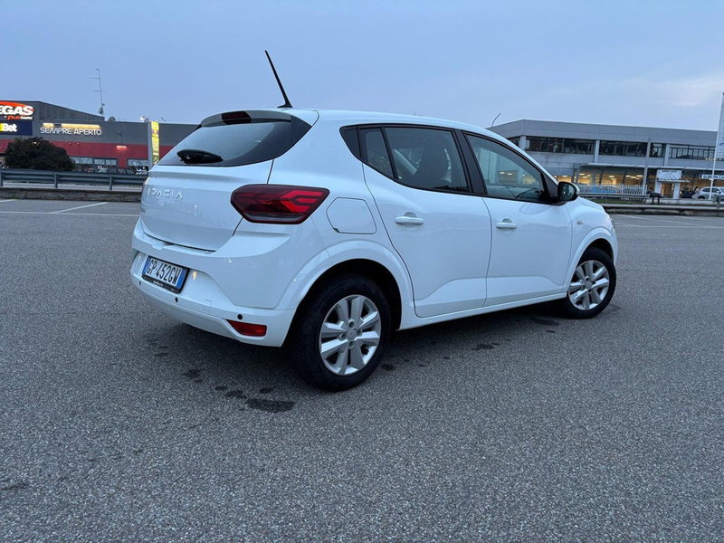 Dacia Sandero usata a Vercelli (11)