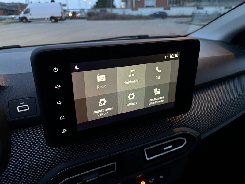 Dacia Sandero usata a Vercelli (13)