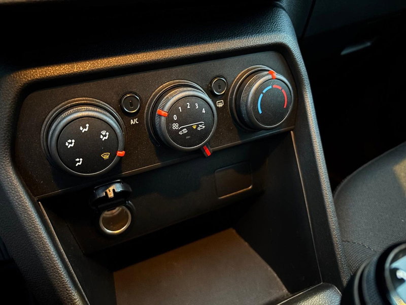 Dacia Sandero usata a Vercelli (3)