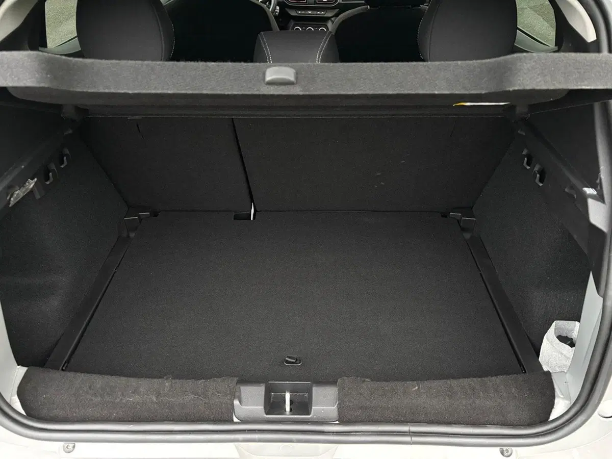 Dacia Sandero usata a Vercelli (13)