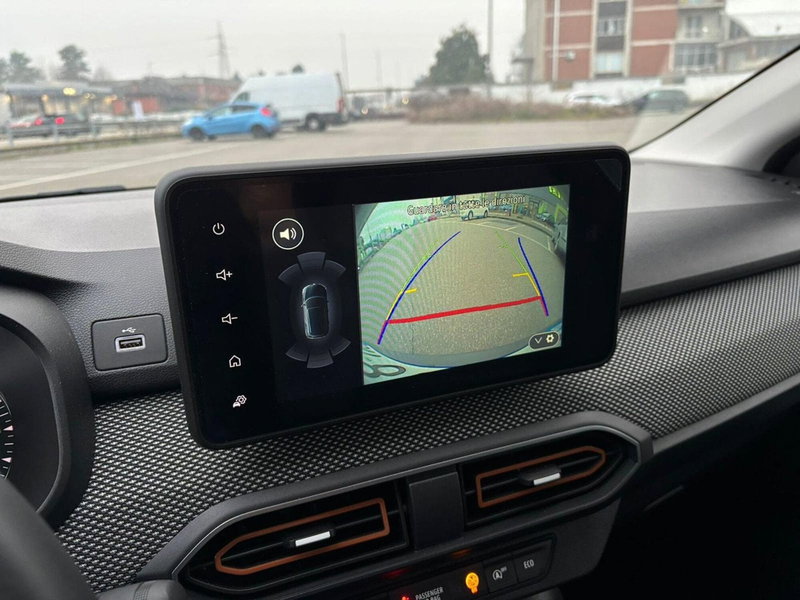 Dacia Sandero usata a Vercelli (5)