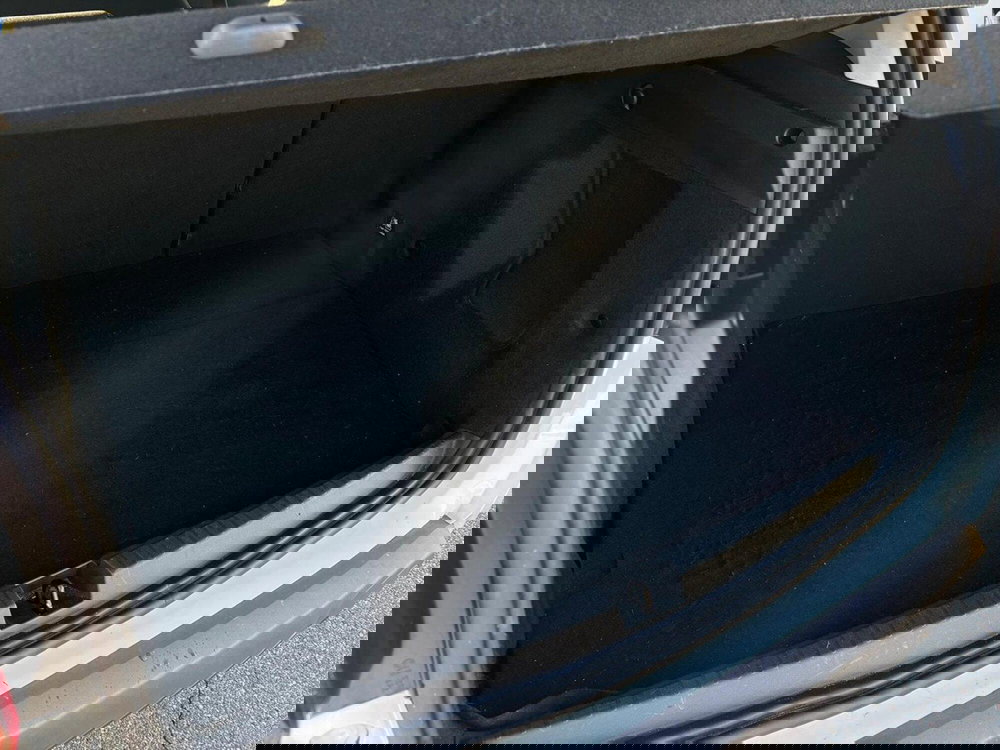 Dacia Duster usata a Vercelli (9)