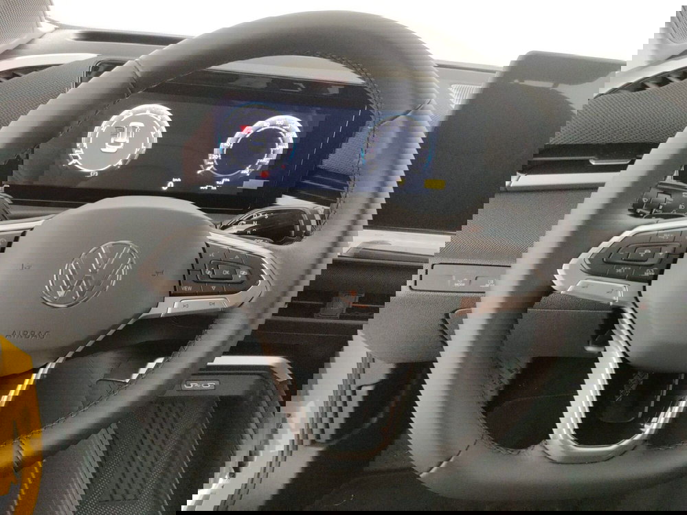 Volkswagen T-Roc nuova a Napoli (16)