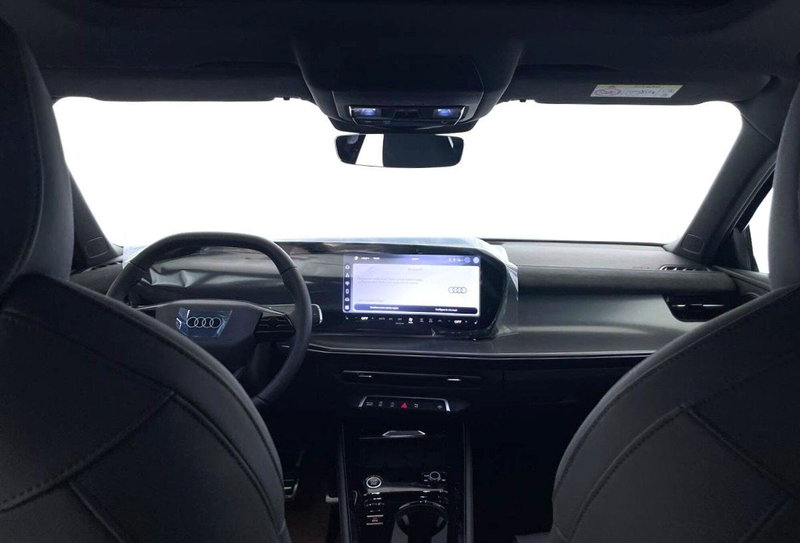 Audi Q3 Sportback nuova a Perugia (11)