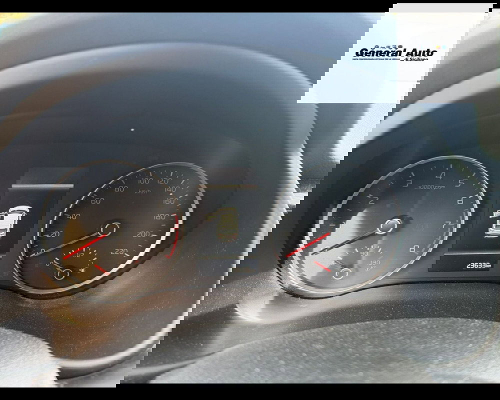 Kia Stonic usata a Lucca (12)