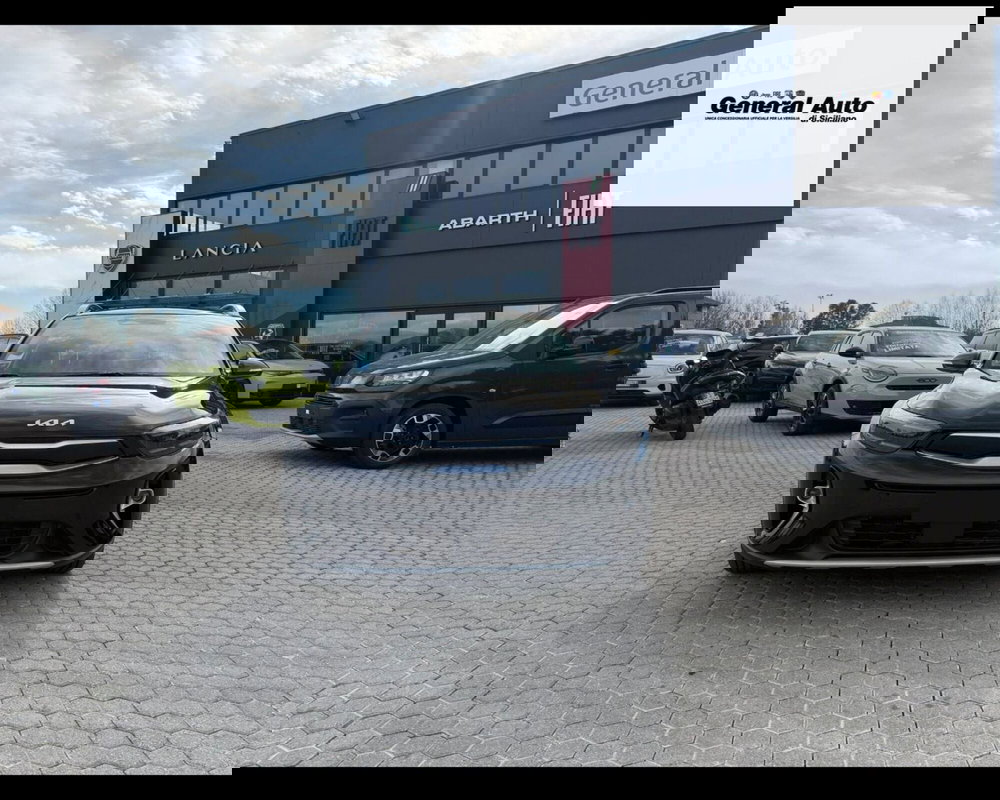 Kia Stonic usata a Lucca (2)