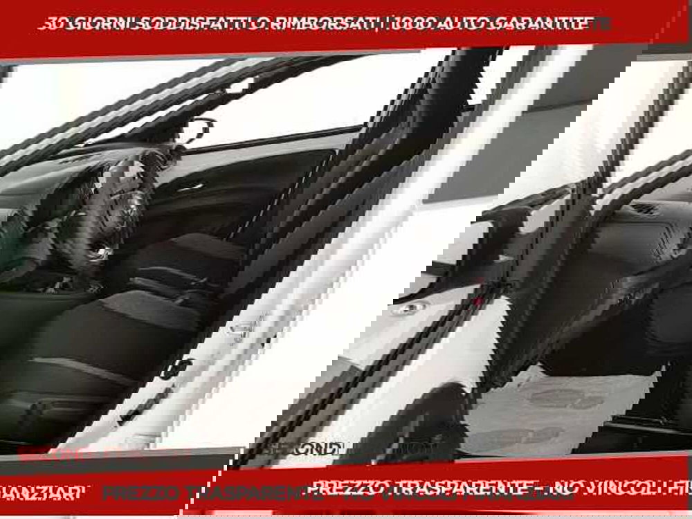 Toyota Aygo X nuova a Chieti (5)