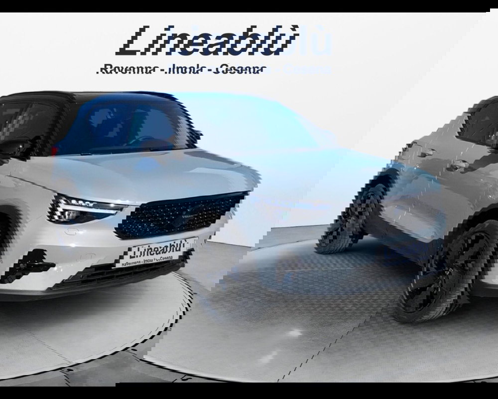 Volvo XC40 nuova a Ravenna (7)