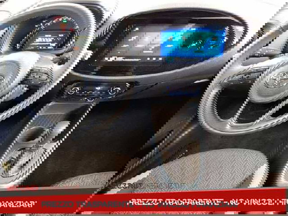 Toyota Aygo X usata a Chieti (11)