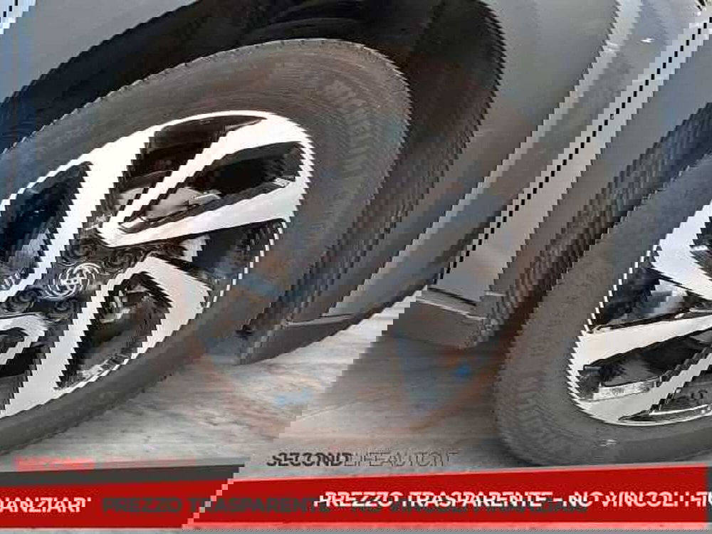 Toyota Aygo X usata a Chieti (9)