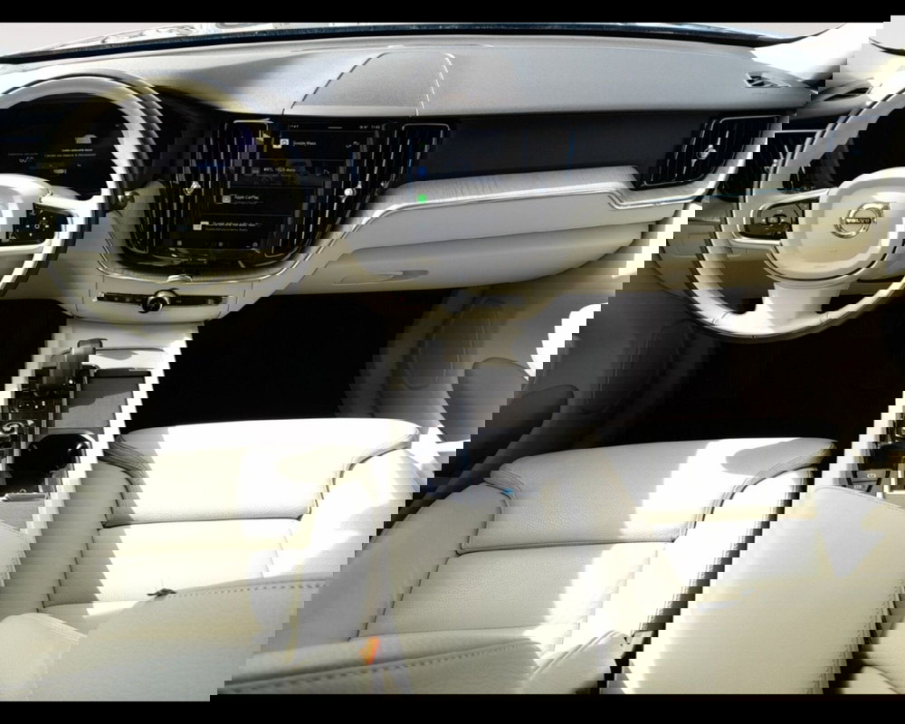 Volvo XC60 usata a Ravenna (10)