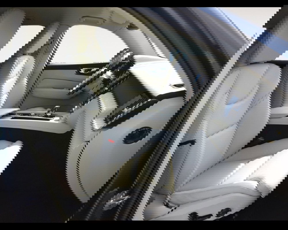 Volvo XC60 usata a Ravenna (15)