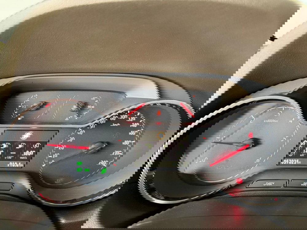 Opel Grandland X usata a Monza e Brianza (8)