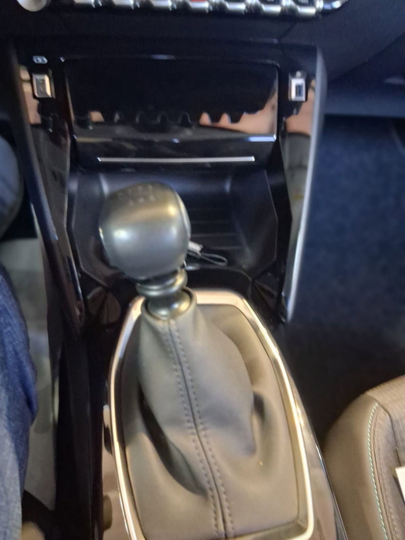 Peugeot 208 usata a Monza e Brianza (3)