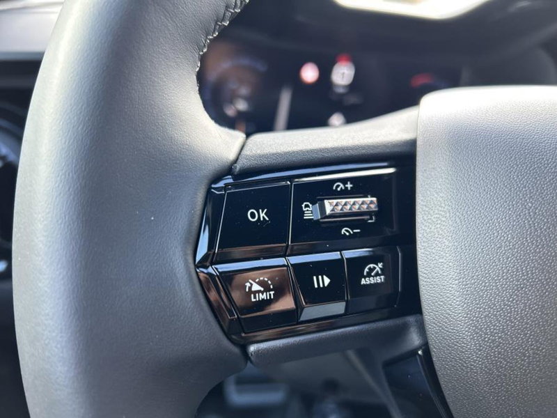 Alfa Romeo Junior nuova a Cuneo (17)