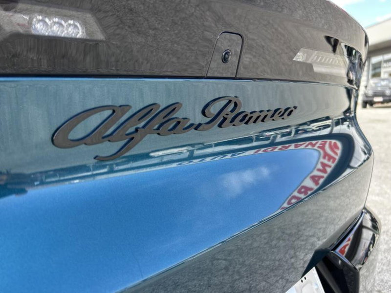 Alfa Romeo Junior nuova a Cuneo (5)