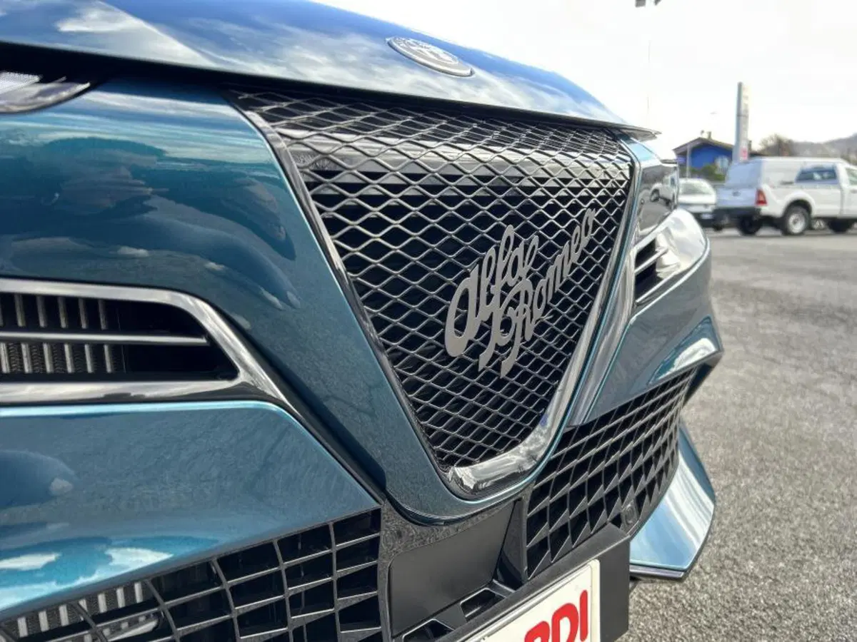 Alfa Romeo Junior nuova a Cuneo (6)