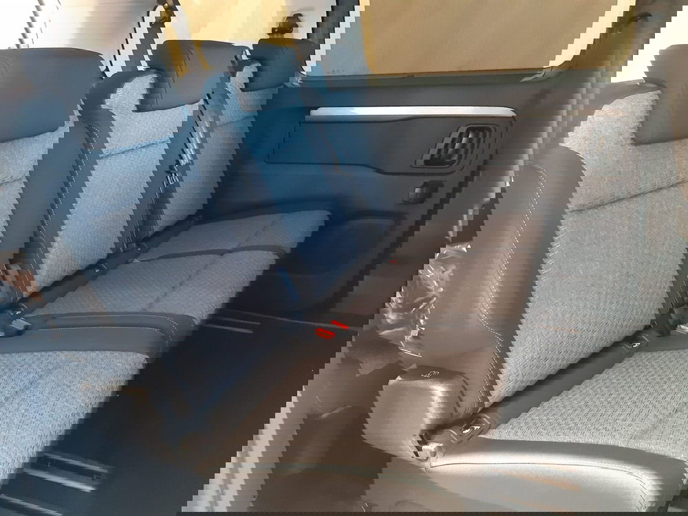 Toyota Proace Verso nuova a Vicenza (9)