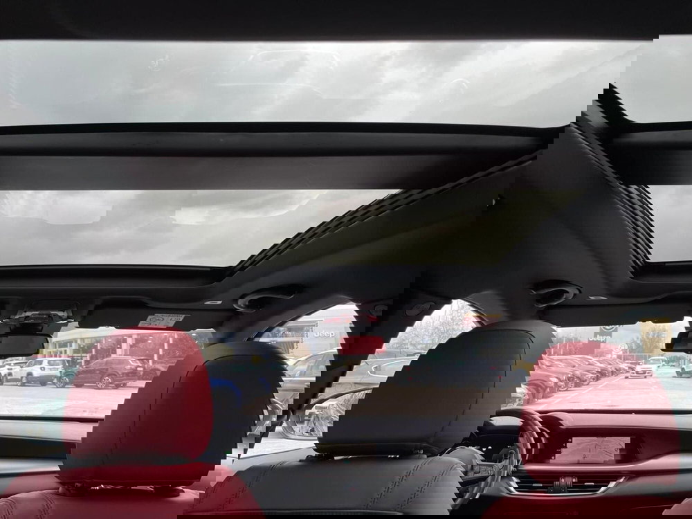 Alfa Romeo Stelvio usata a Ancona (15)