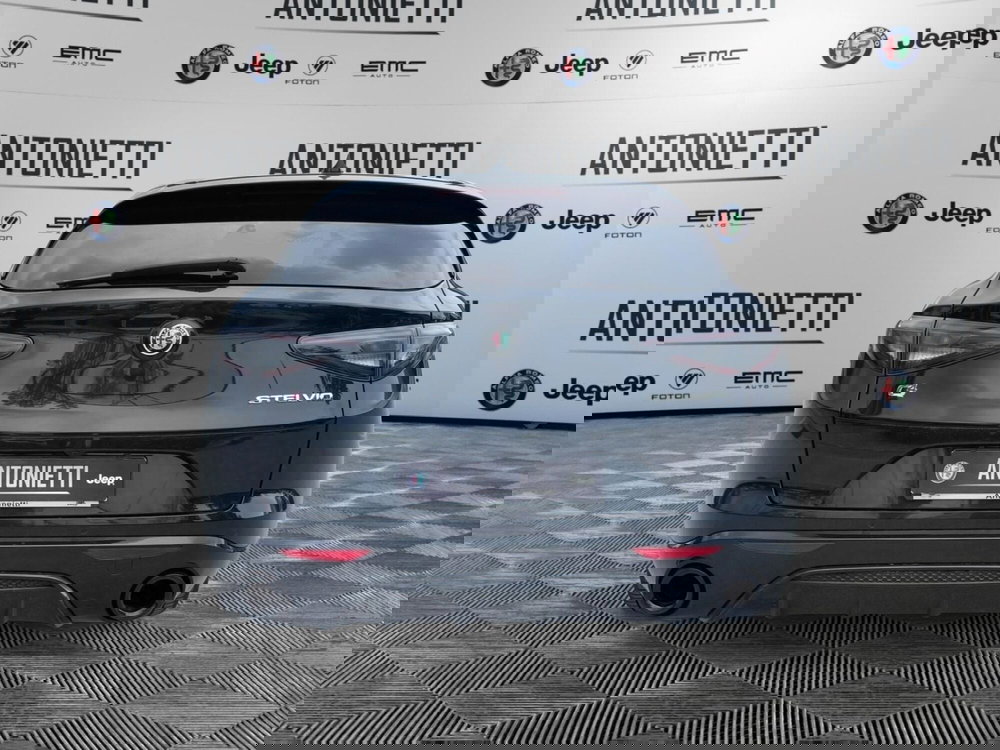 Alfa Romeo Stelvio usata a Ancona (6)