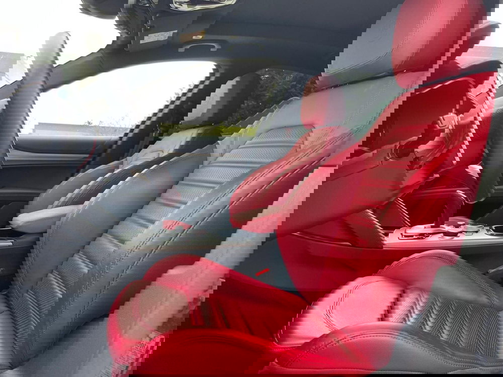 Alfa Romeo Stelvio usata a Ancona (9)