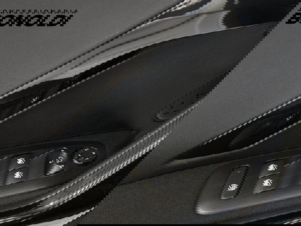 Peugeot 208 usata a Brescia (11)