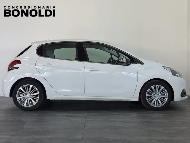 Peugeot 208 usata a Brescia (13)