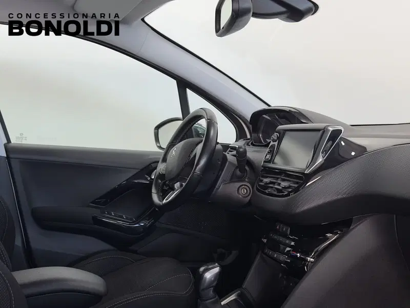 Peugeot 208 usata a Brescia (15)