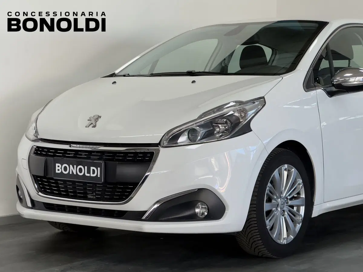 Peugeot 208 usata a Brescia (2)