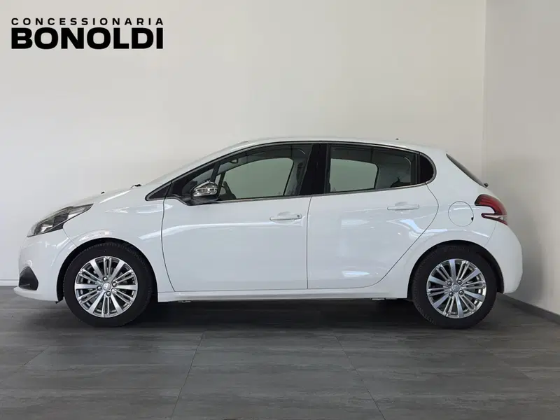 Peugeot 208 usata a Brescia (4)