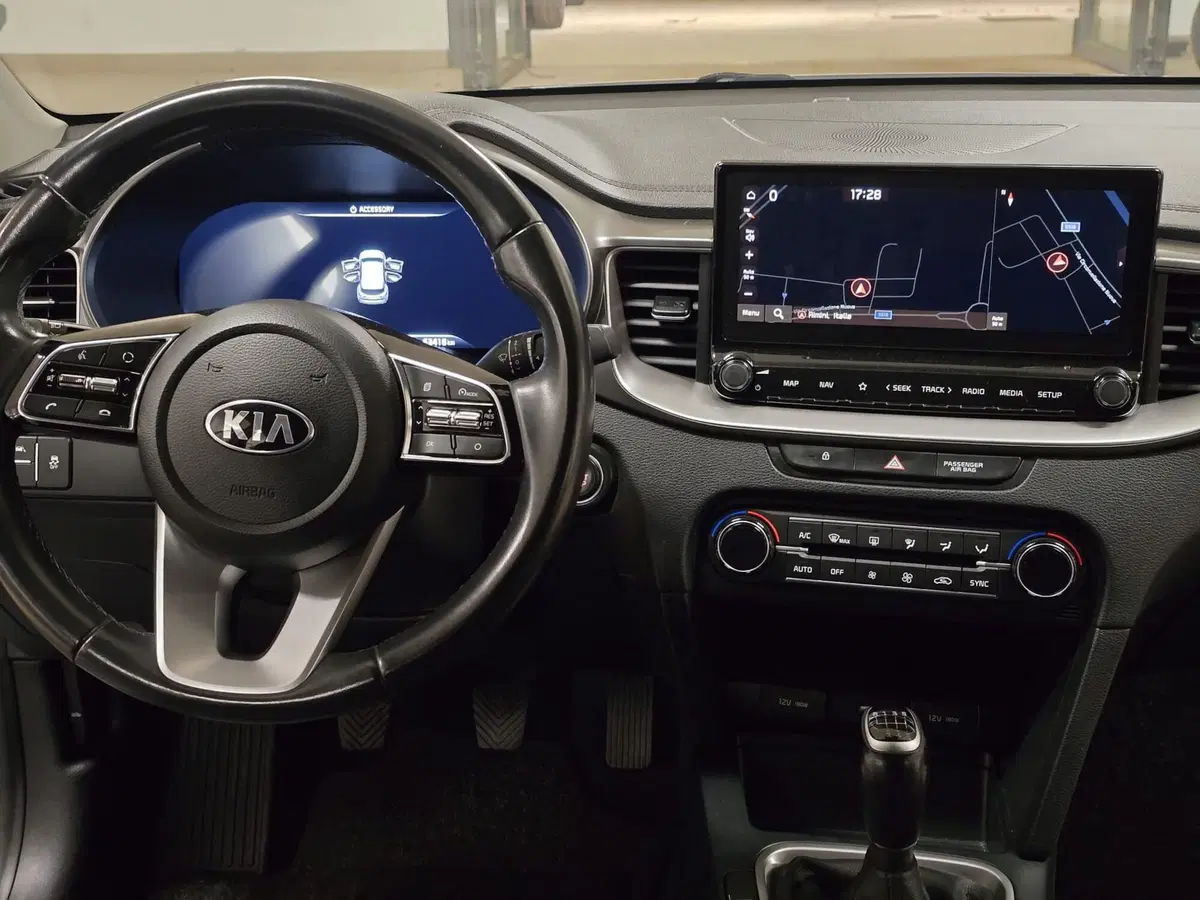 Kia Ceed usata a Rimini (13)