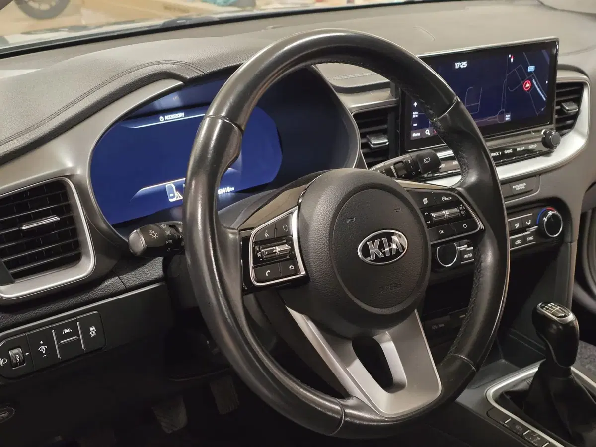 Kia Ceed usata a Rimini (8)