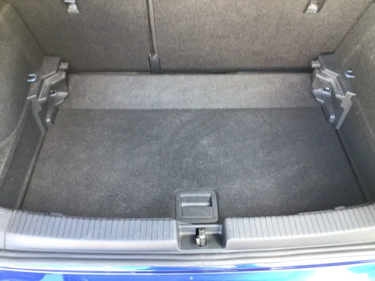 Volkswagen T-Cross usata a Genova (10)