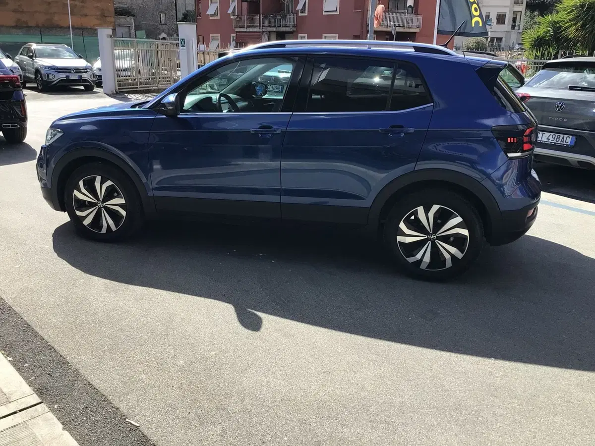 Volkswagen T-Cross usata a Genova (8)