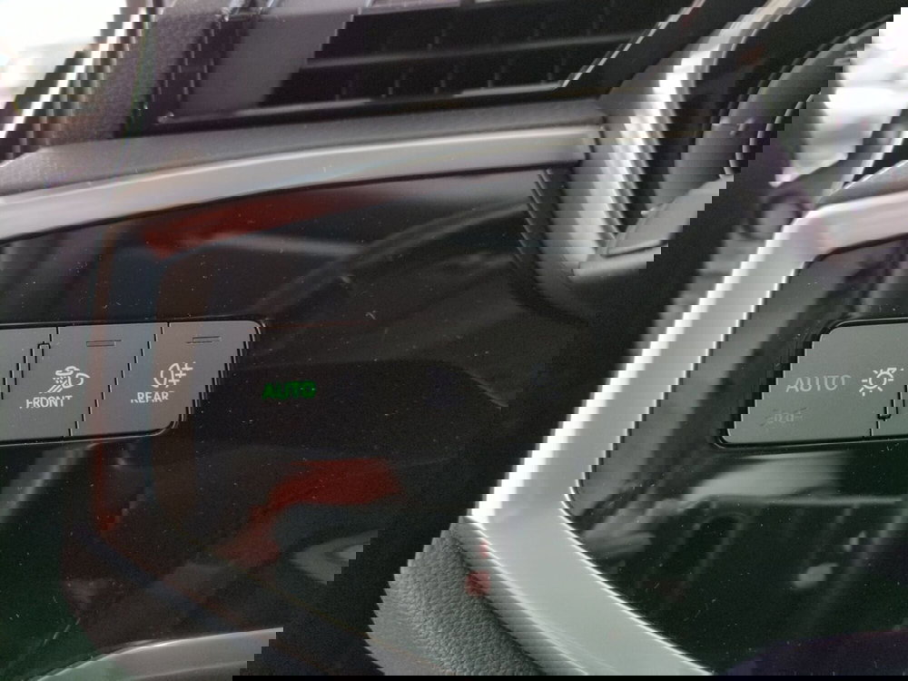 Audi Q3 Sportback usata a Agrigento (17)