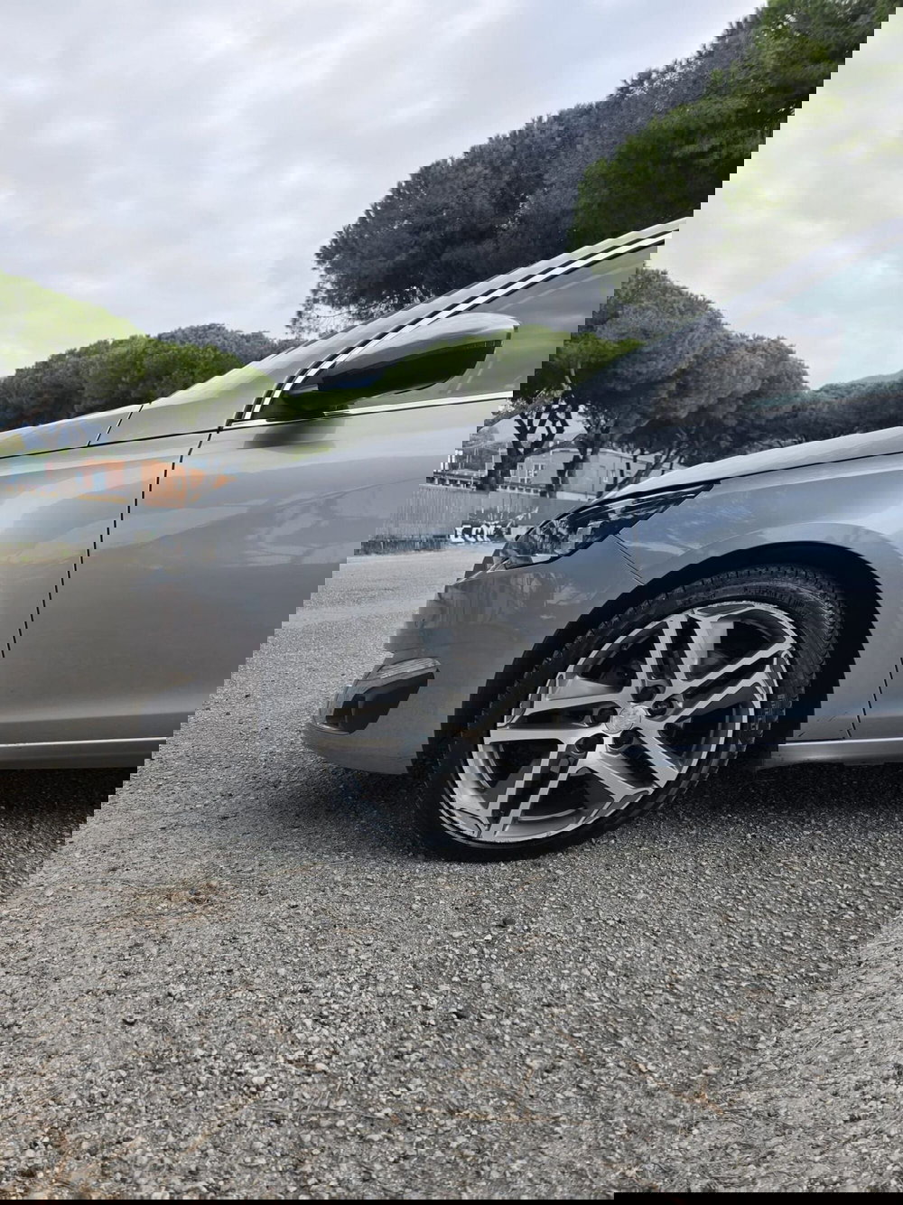 Peugeot 308 usata a Massa-Carrara (10)