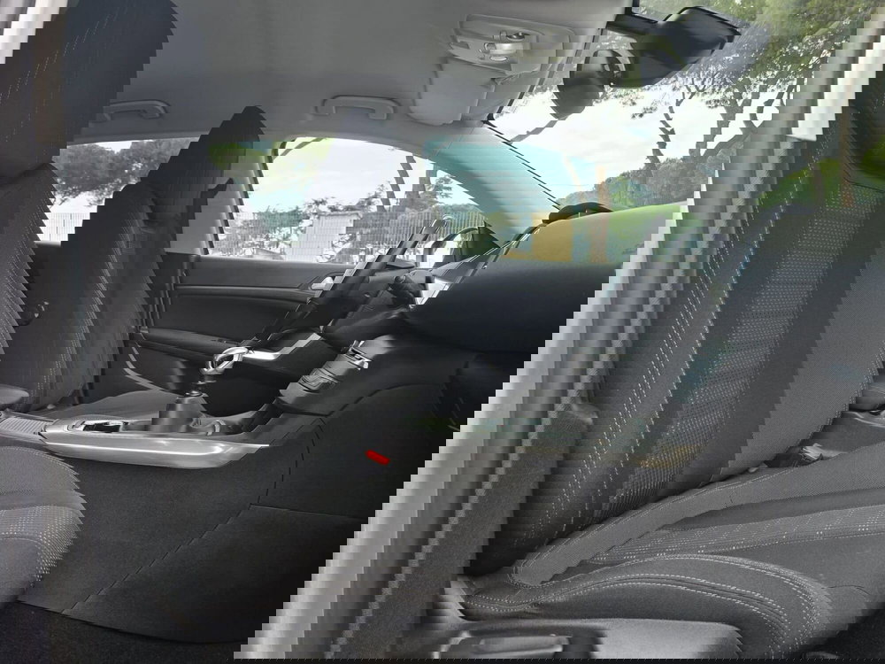 Peugeot 308 usata a Massa-Carrara (13)