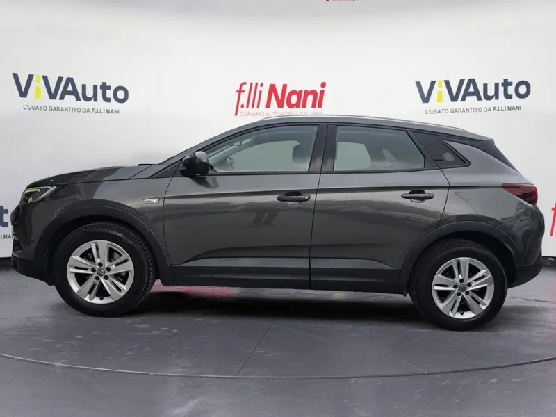 Opel Crossland X usata a Massa-Carrara (4)