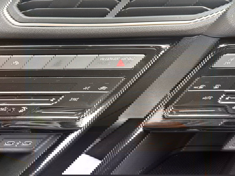 Volkswagen T-Cross usata a Terni (14)