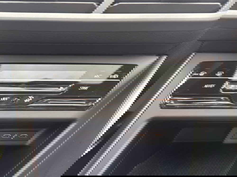 Volkswagen Taigo usata a Terni (14)