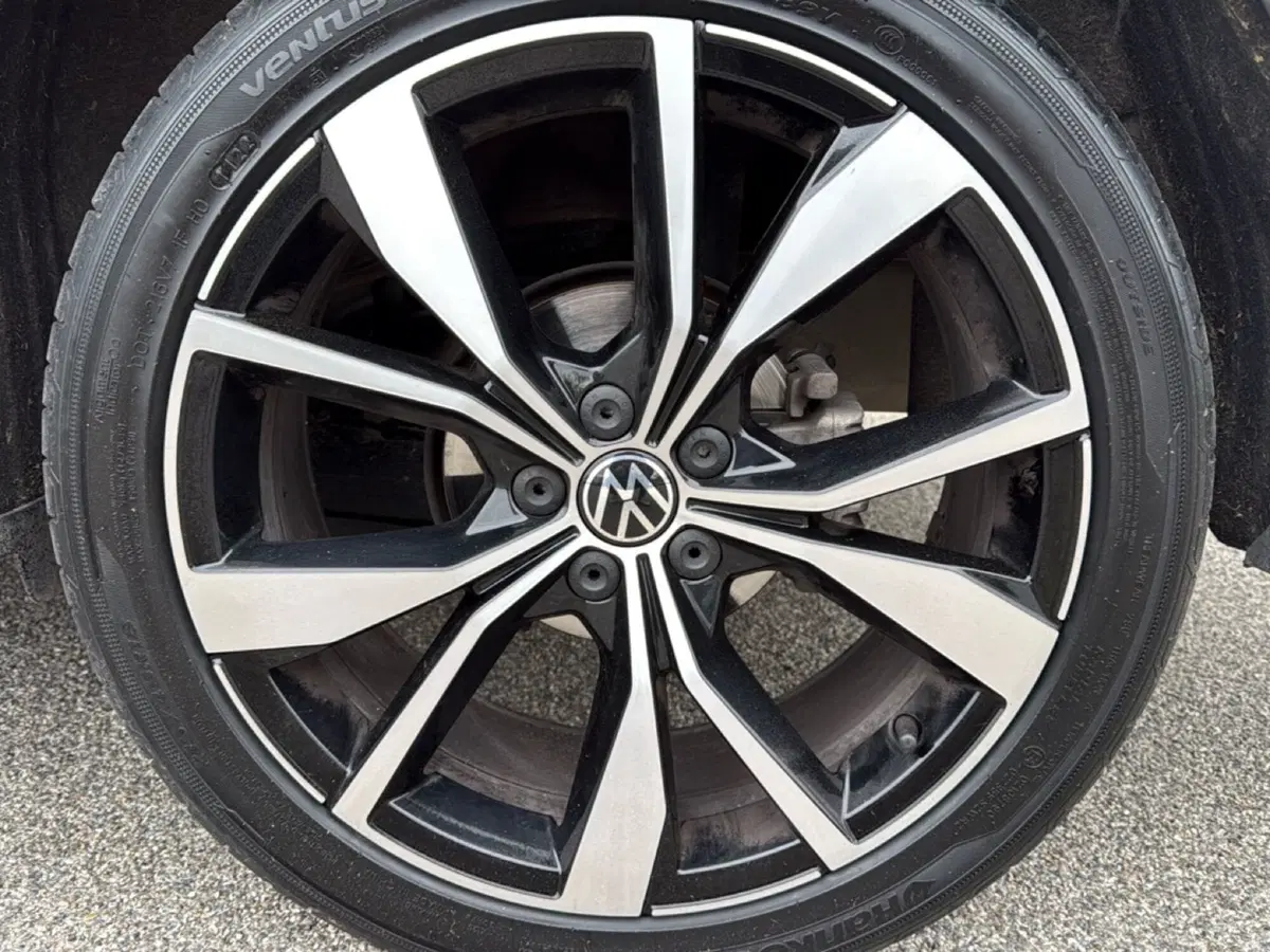 Volkswagen Taigo usata a Terni (6)