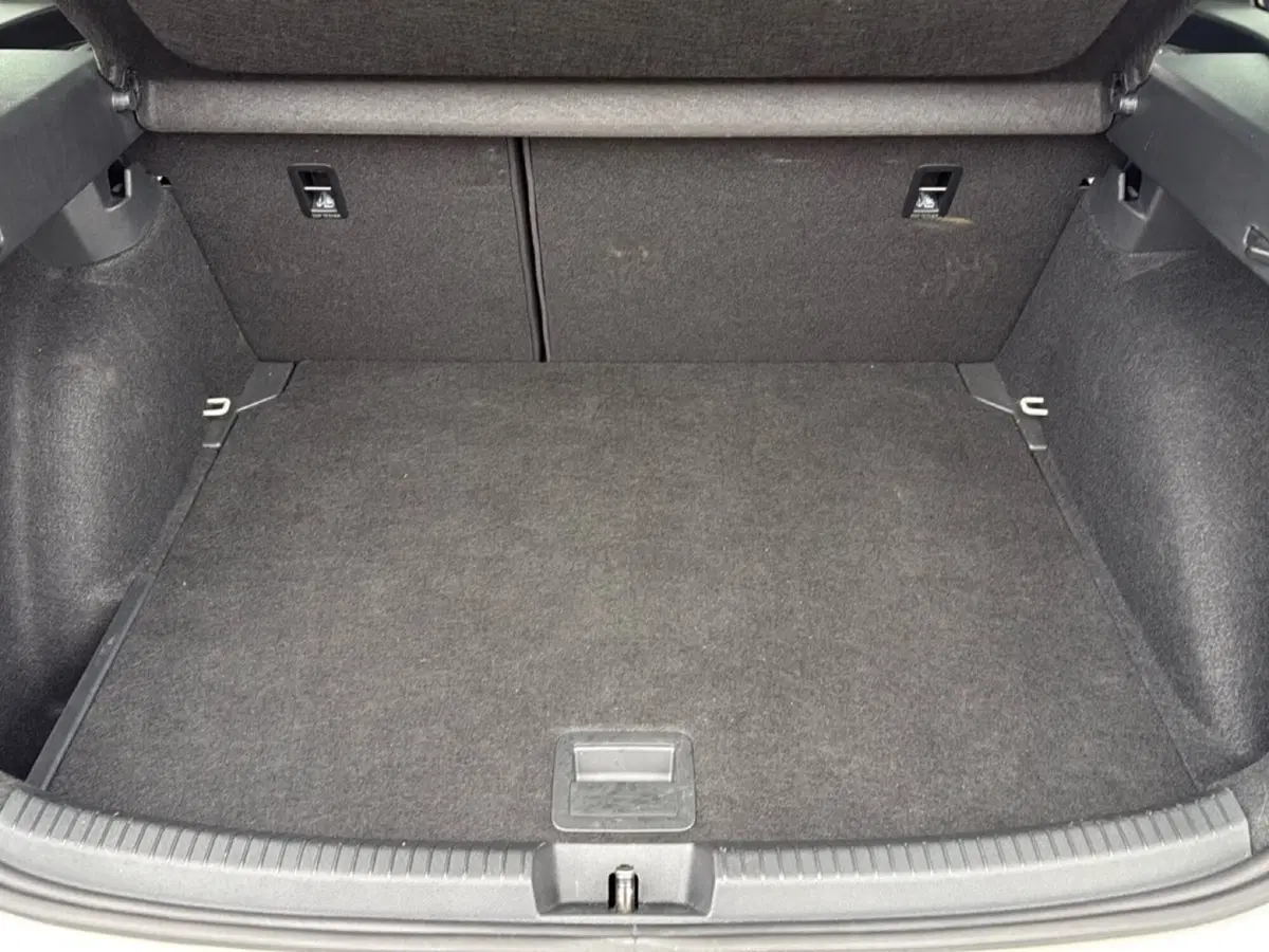 Volkswagen Taigo usata a Terni (9)