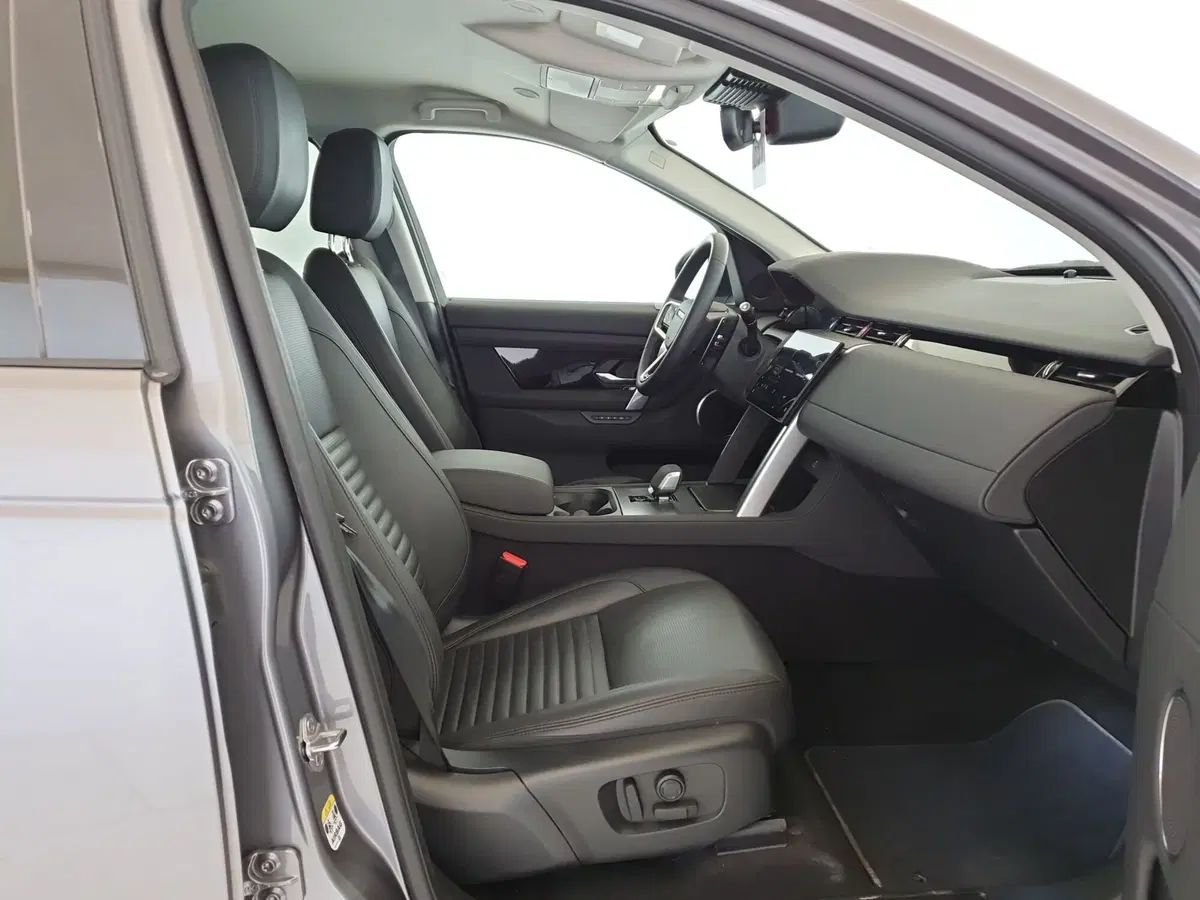 Land Rover Discovery Sport usata a Monza e Brianza (3)