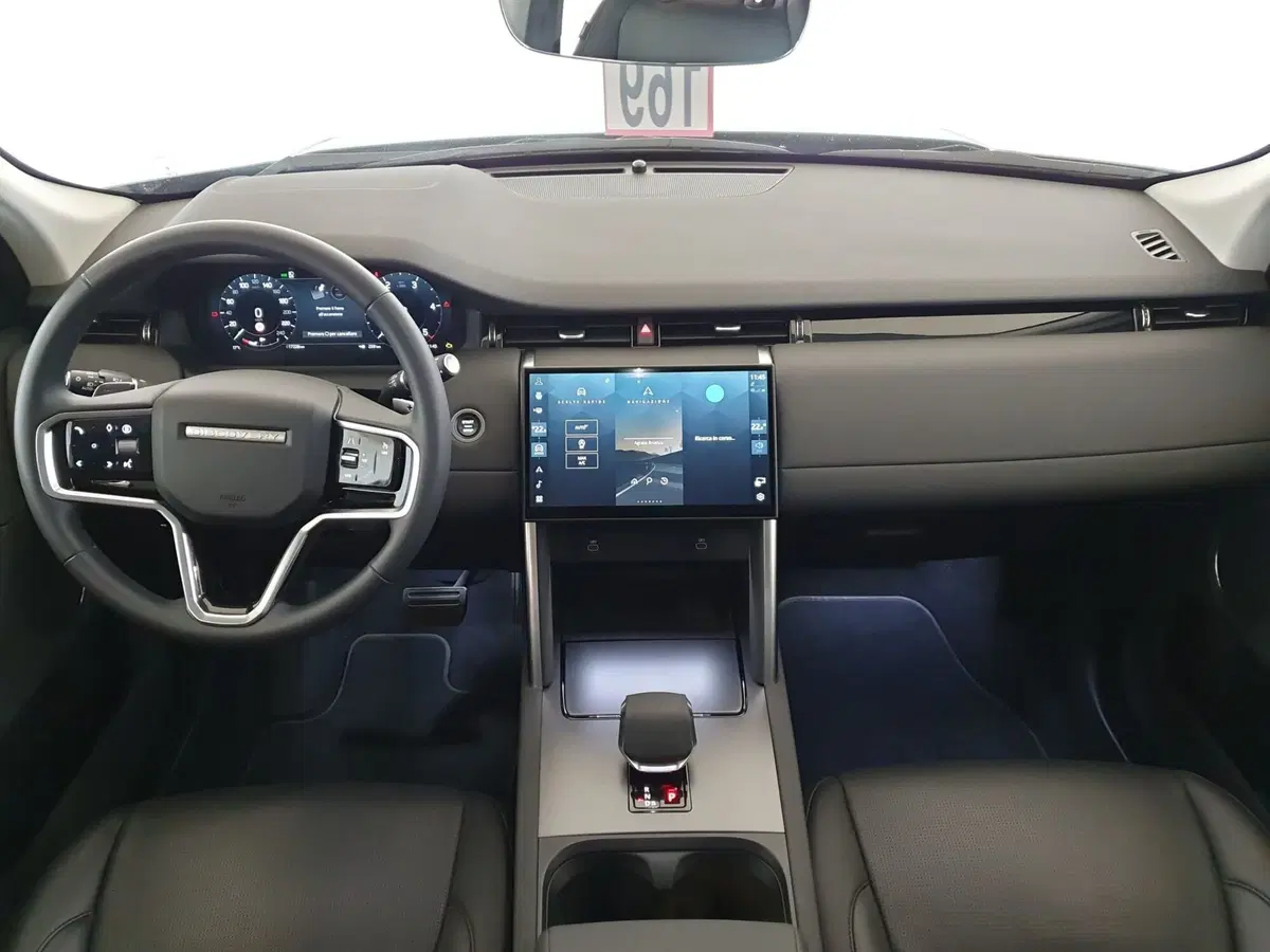 Land Rover Discovery Sport usata a Monza e Brianza (4)