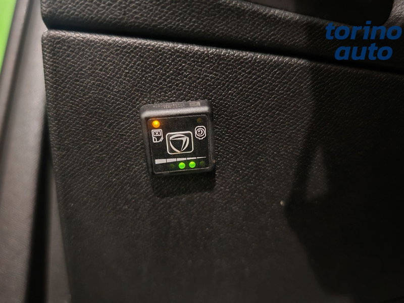 Opel Mokka usata a Torino (12)